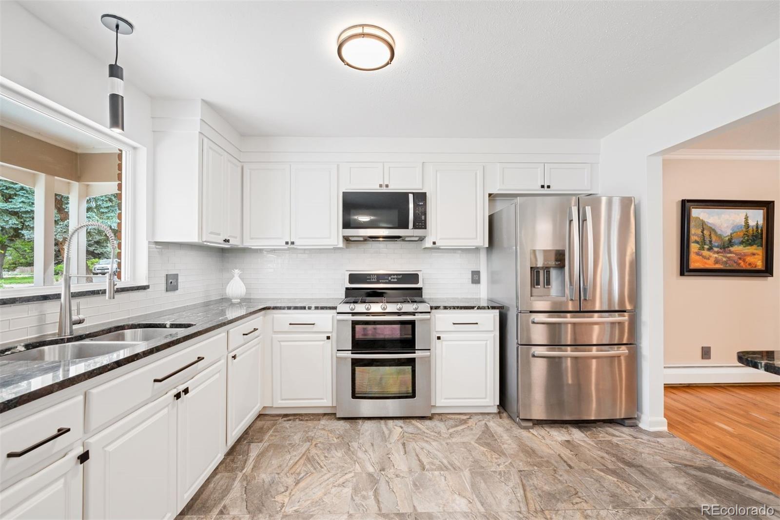 5 Circle Drive Denver, CO 80215 - Photo 3 of 29