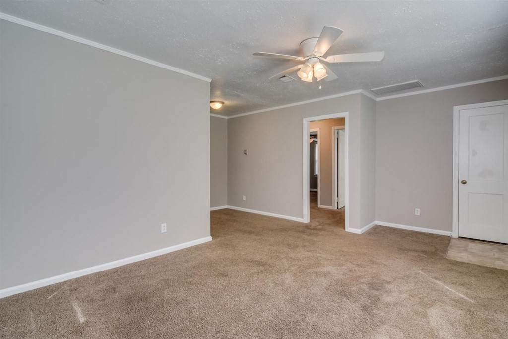 2543 Rhodes Drive Augusta, GA 30906 - Photo 9 of 27
