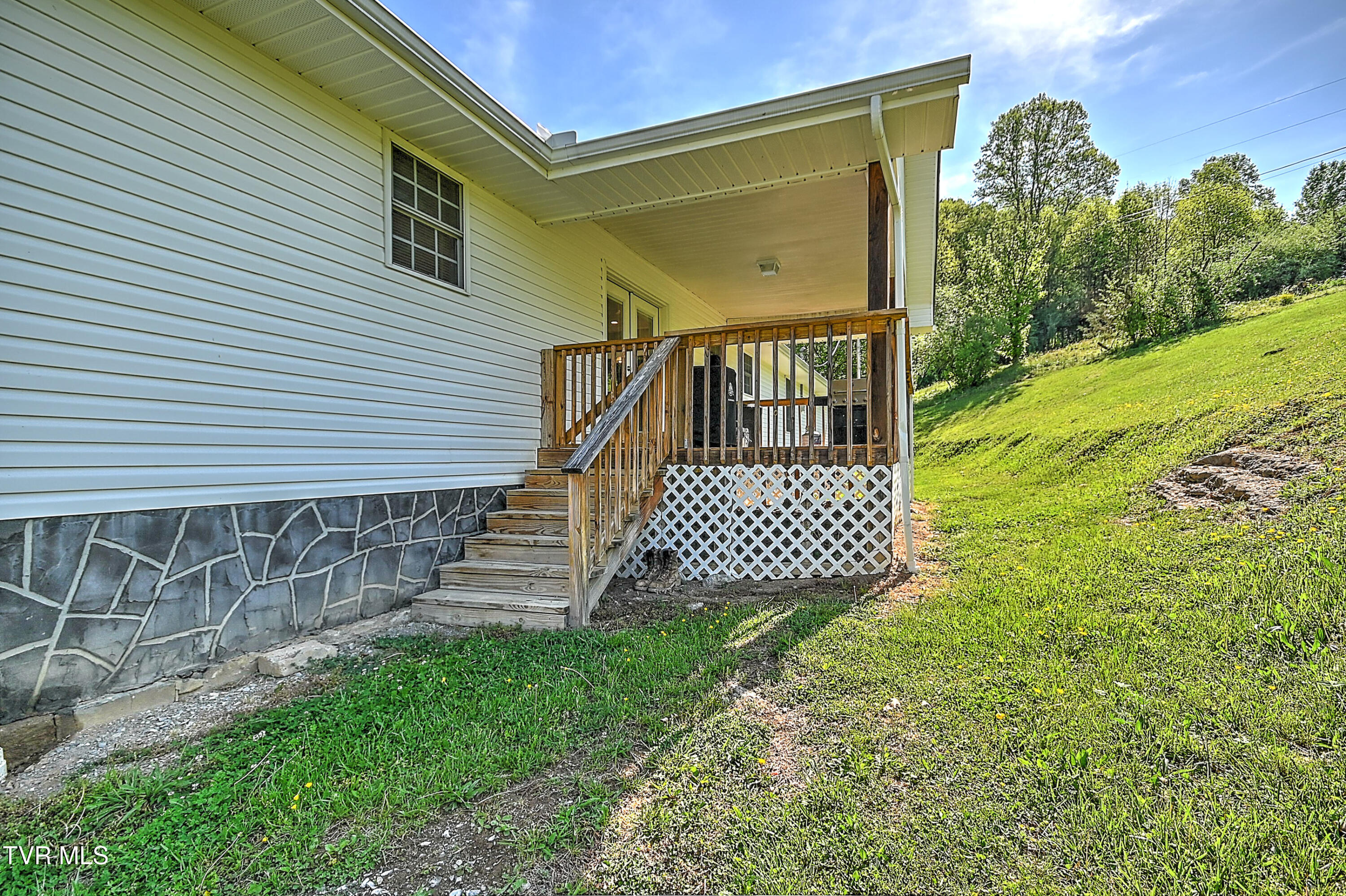 218 Jones Ridge Drive Dryden, VA 24243 - Photo 33 of 45 Jones Ridge JG-34