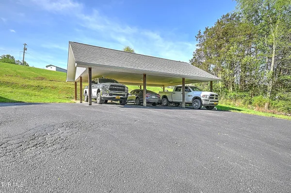 $279,900 | 218 Jones Ridge Drive, Dryden, VA 24243