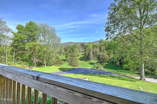 $279,900 | 218 Jones Ridge Drive, Dryden, VA 24243