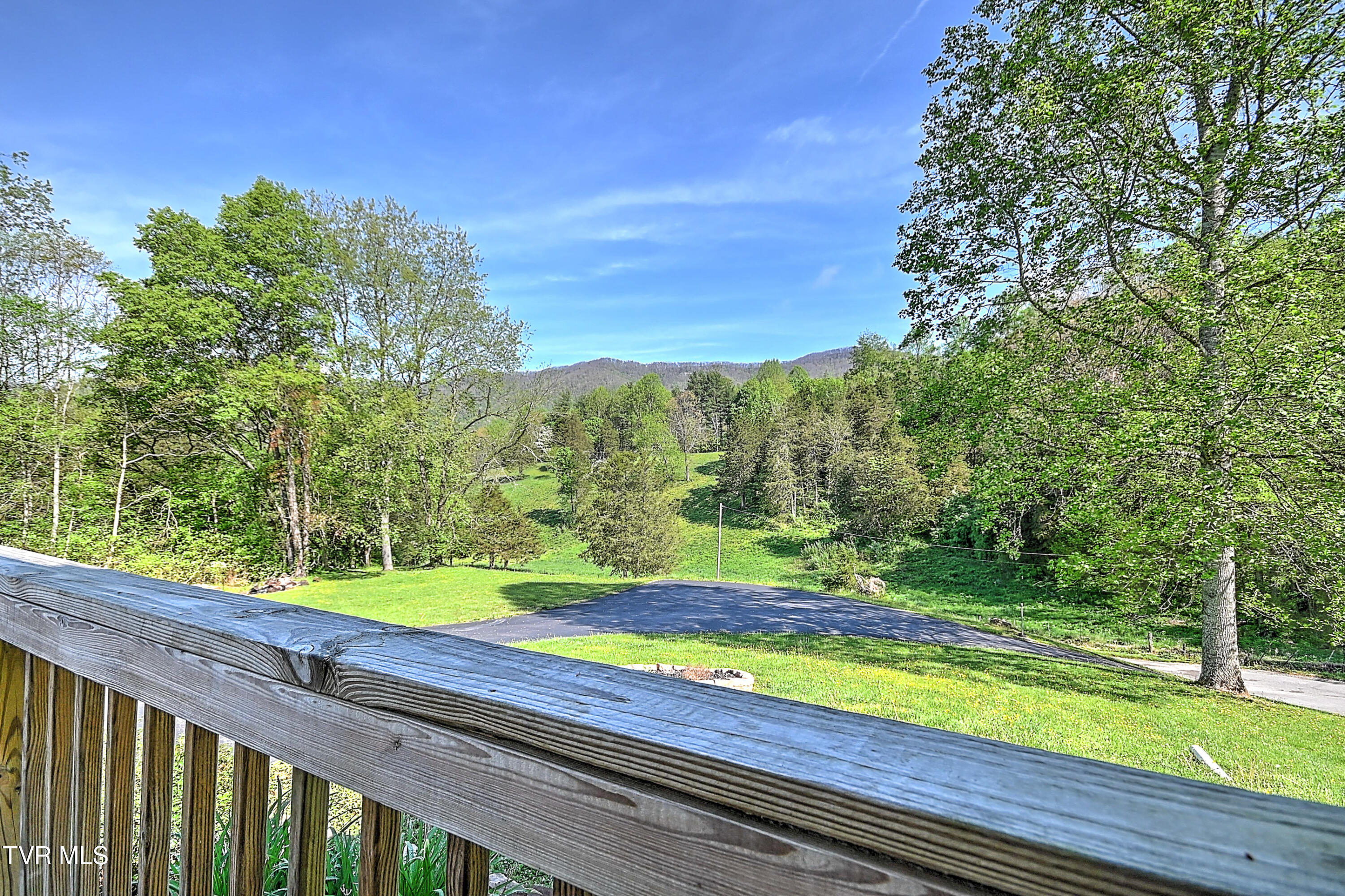 218 Jones Ridge Drive Dryden, VA 24243 - Photo 4 of 45 Jones Ridge JG-5