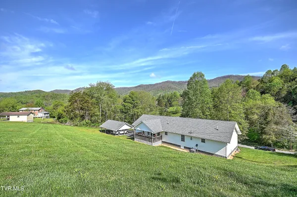 $279,900 | 218 Jones Ridge Drive, Dryden, VA 24243