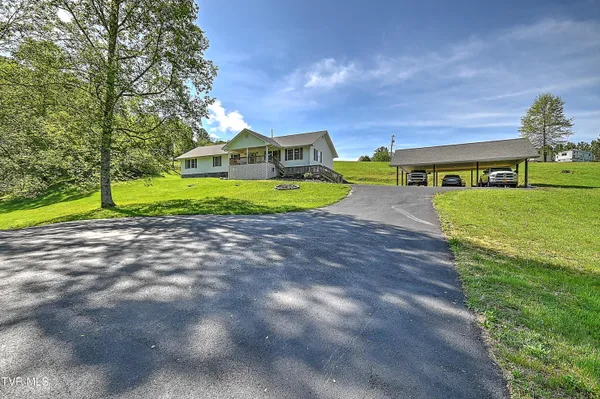$279,900 | 218 Jones Ridge Drive, Dryden, VA 24243