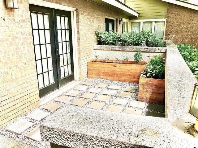 $1,200 | 9601 Walnut Street, Unit 5101, Dallas, TX 75243