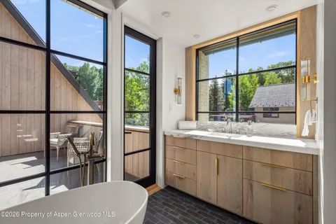 $18,500,000 | 502 North 6th Street, Aspen, CO 81611