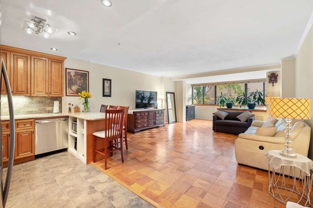 $440,000 | 6 Whittier Place, Unit 2G, Boston, MA 02114