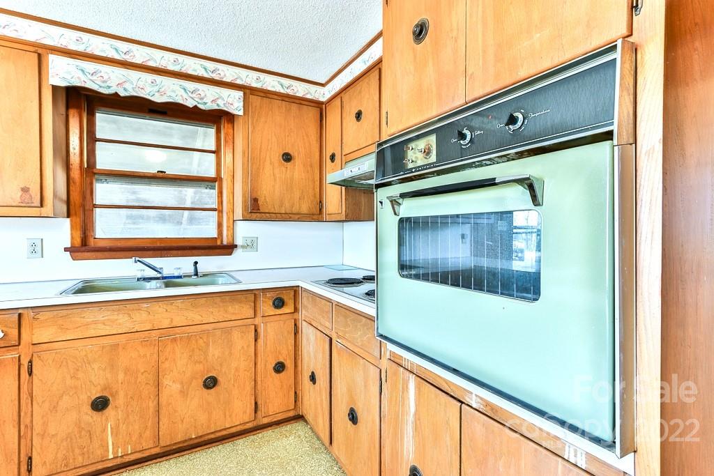 1334 Richey Road Taylorsville, NC 28681 - Photo 9 of 36 Gallery Image 9