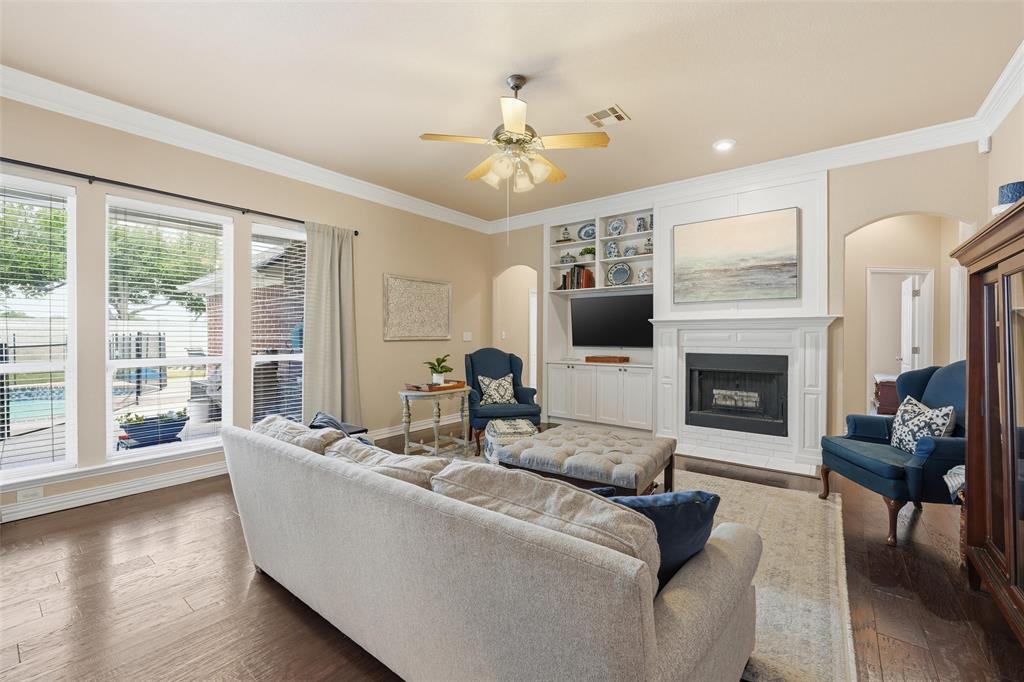 309 Canterbury Road Waco, TX 76712 - Photo 6 of 37