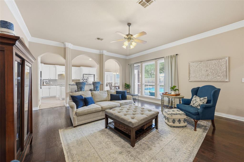 309 Canterbury Road Waco, TX 76712 - Photo 8 of 37