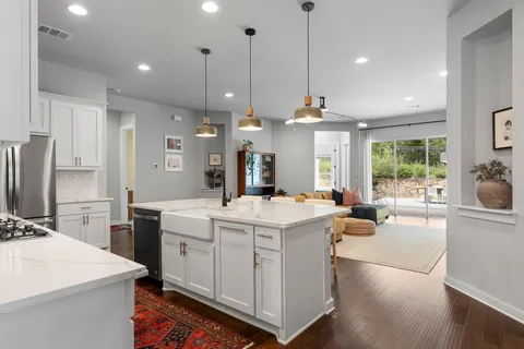 $675,000 | 341 Hazy Hills Loop, Dripping Springs, TX 78620