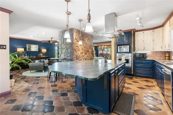 $650,000 | 1309 Rock Dam Road, Marlin, TX 76661