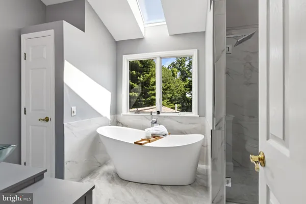 $829,900 | 40 Chanticleer Drive, Glenmoore, PA 19343