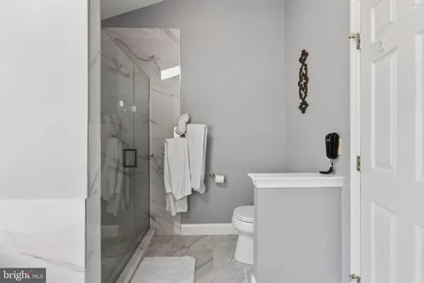 $829,900 | 40 Chanticleer Drive, Glenmoore, PA 19343