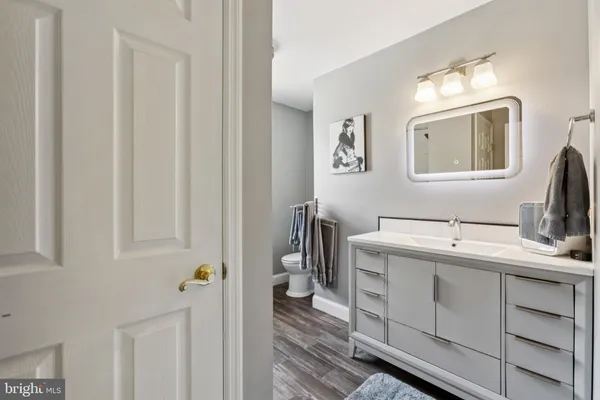 $829,900 | 40 Chanticleer Drive, Glenmoore, PA 19343