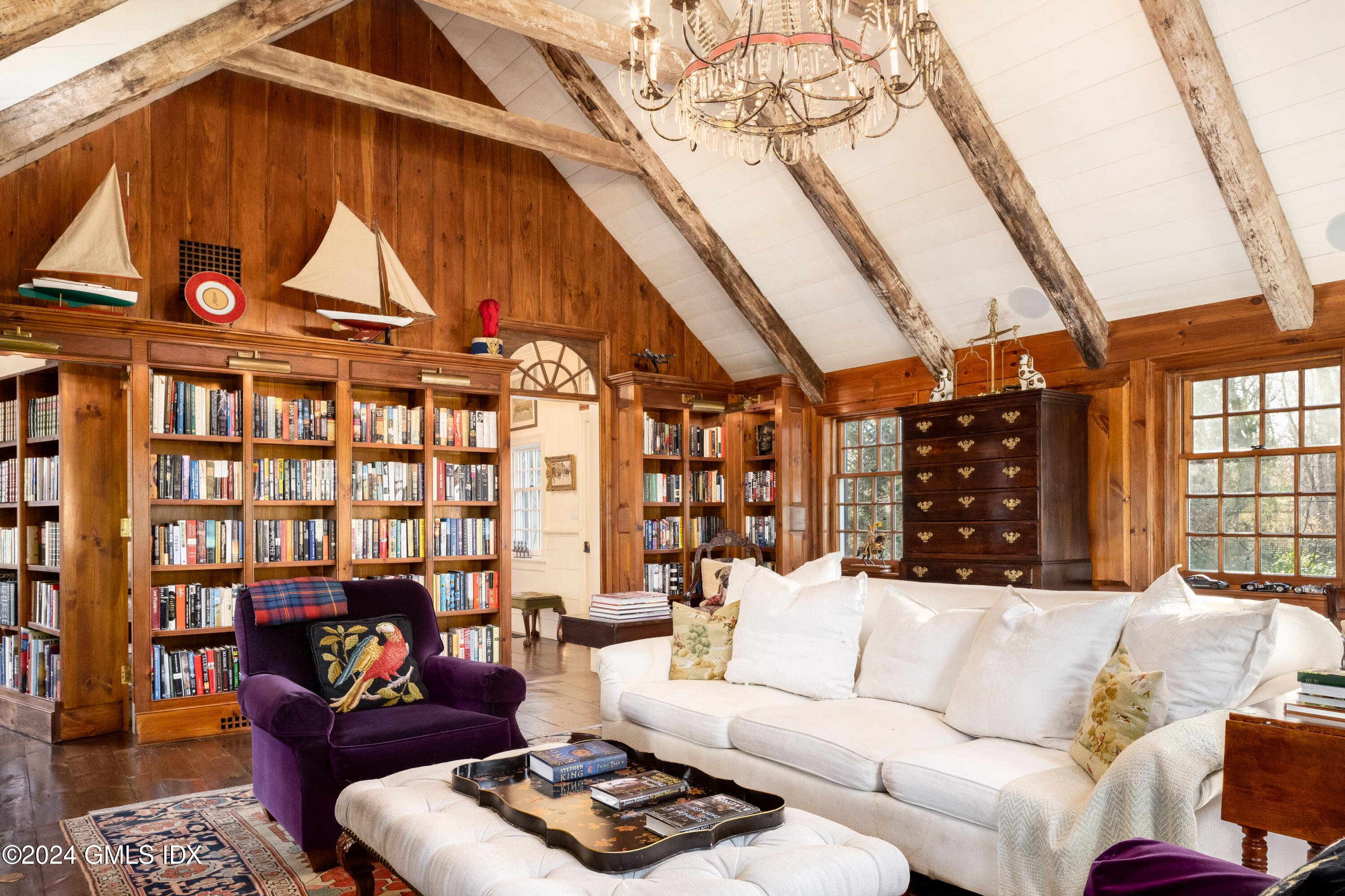 Great Room w FP