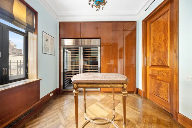 $6,880,000 | 875 Park Avenue, Unit PHCD | Upper East Side
