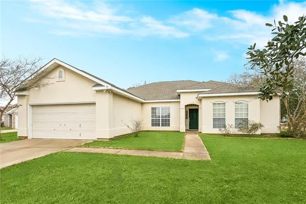 $279,000 | 400 Pony Court, Covington, LA 70435