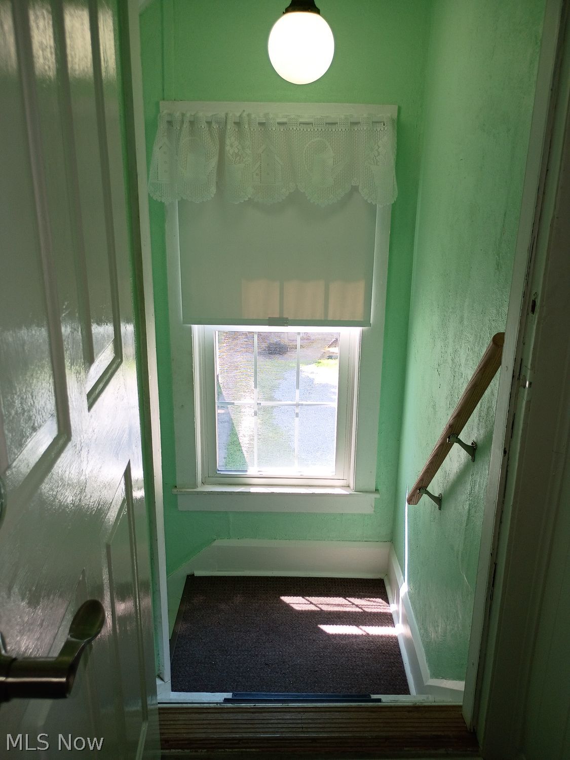 238 Howe Street, Unit UP Elyria, OH 44035 - Photo 7 of 22