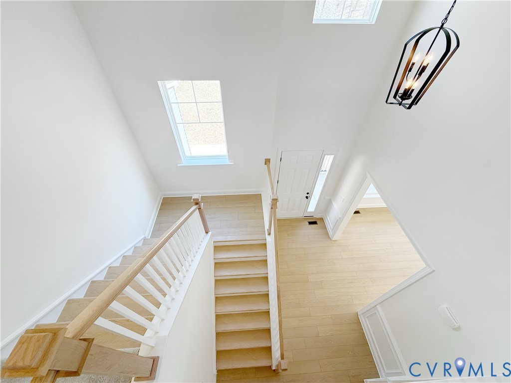 4041 Tredon Road Mechanicsville, VA 23111 - Photo 18 of 35 Stairway.
