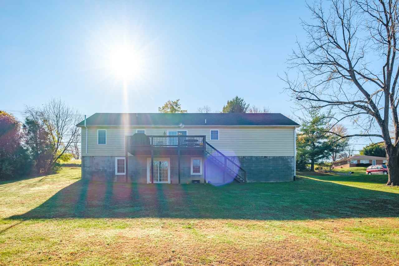1832 Spring Hill Road Staunton, VA 24401 - Photo 5 of 50 Gallery Image 5