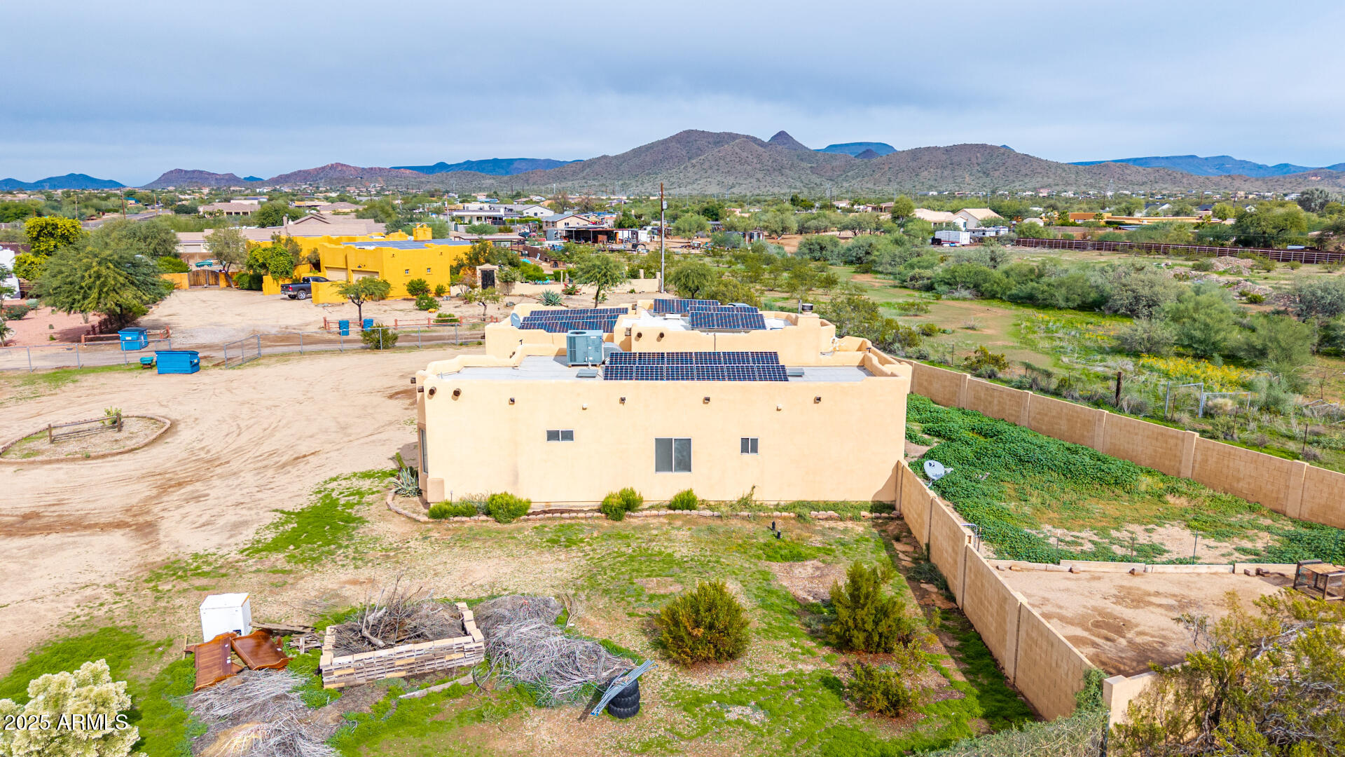 1032 East Carlise Road Phoenix, AZ 85086 - Photo 46 of 56 a view of a city