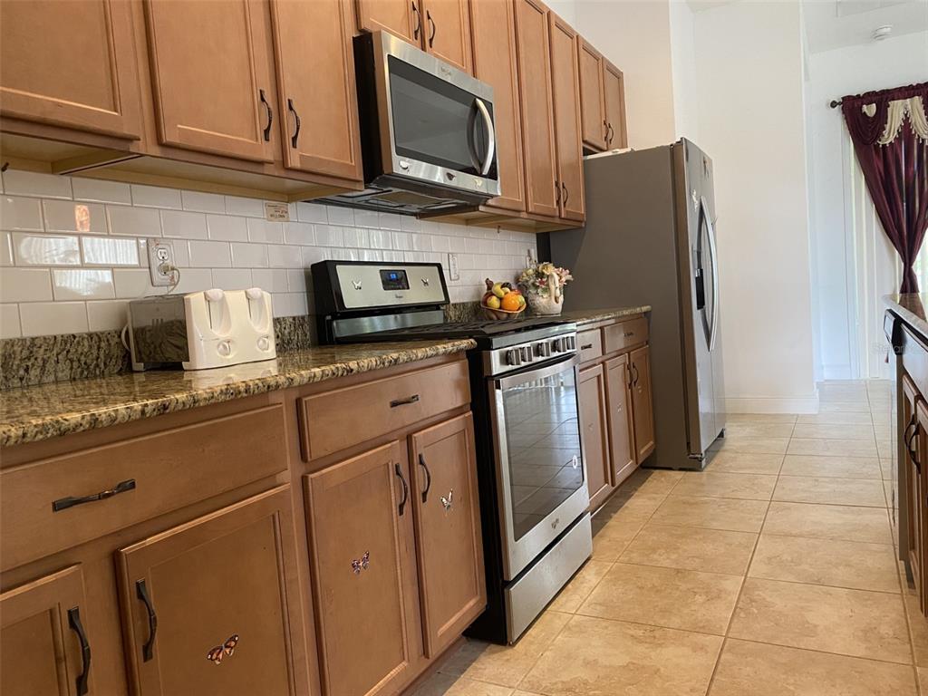 2410 Datura Loop St. Cloud, FL 34772 - Photo 10 of 30