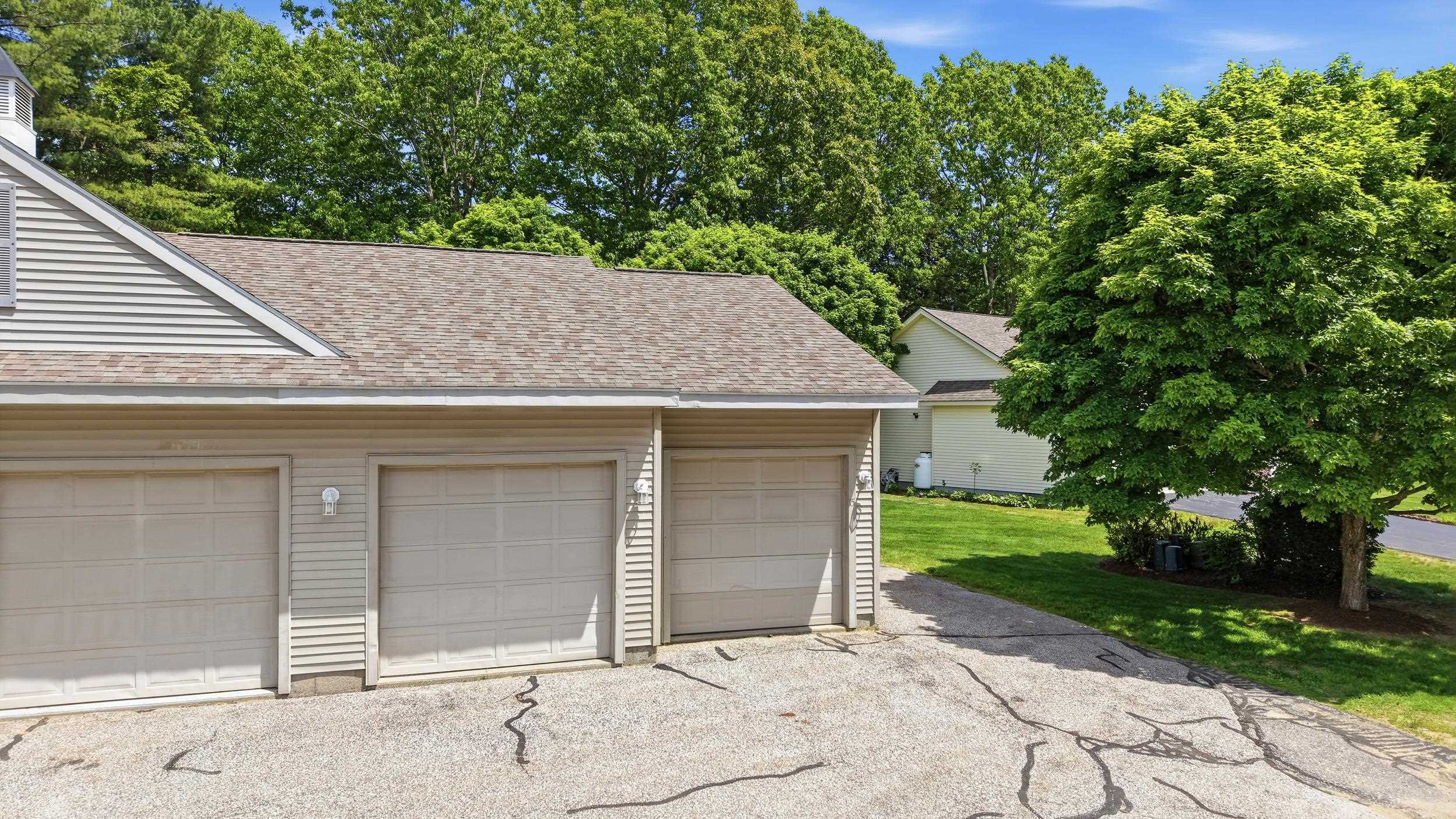 31 Henderson Road, Unit 15 Gilford, NH 03249 - Photo 33 of 35