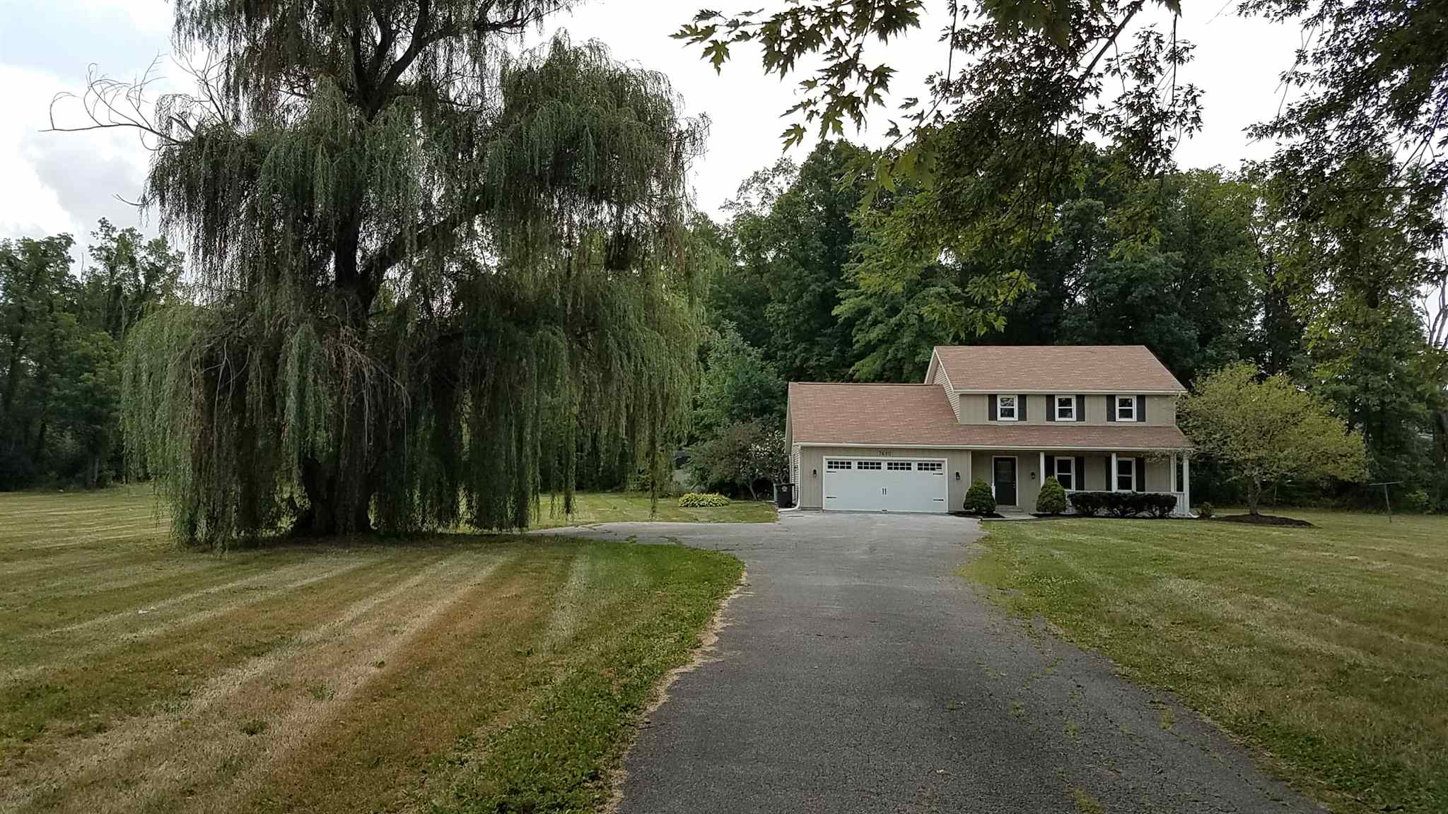 7610 Rothman Road Fort Wayne, IN 46835 - Photo 2 of 29