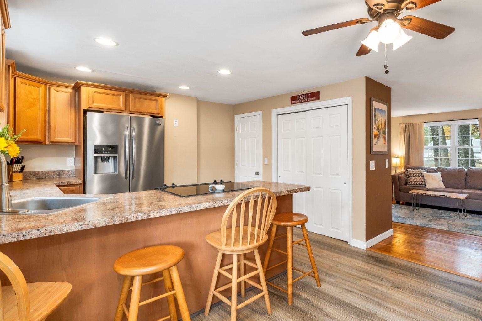 7 Bitirnas Street Nashua, NH 03064 - Photo 16 of 33