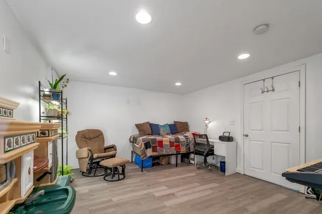 $359,900 | 7 Bitirnas Street, Nashua, NH 03064