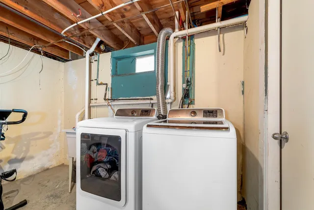 $359,900 | 7 Bitirnas Street, Nashua, NH 03064