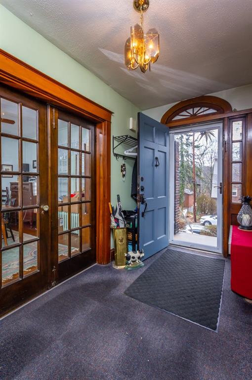 644 Cascade Road Pittsburgh, PA 15221 - Photo 3 of 21 a view of livingroom with furniture