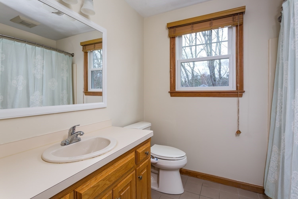 28 Jackson Circle Franklin, MA 02038 - Photo 22 of 46