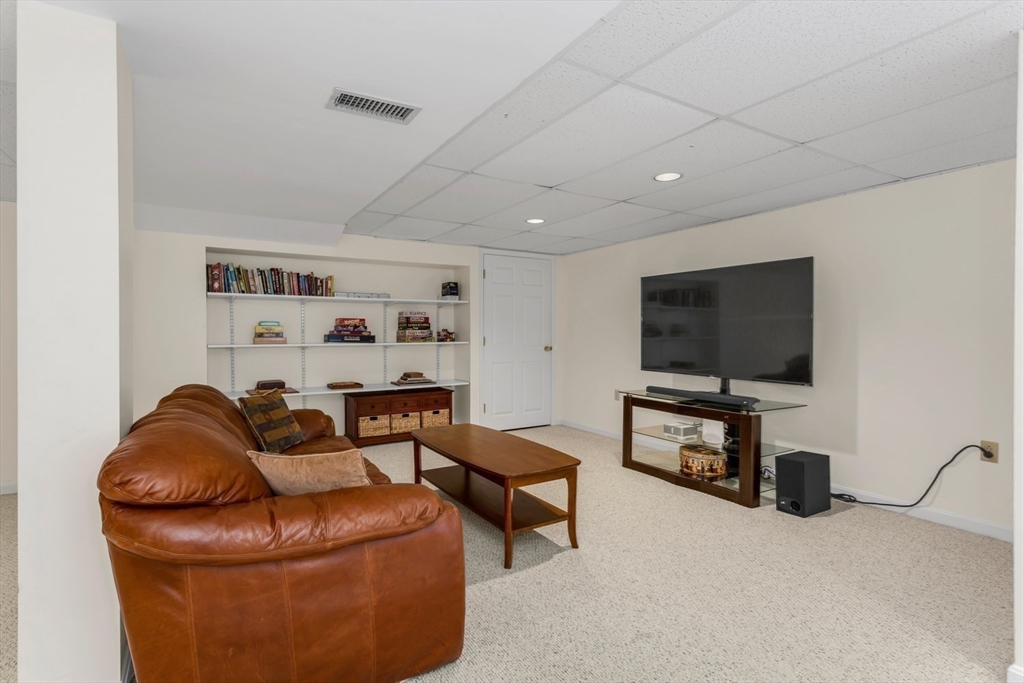 28 Jackson Circle Franklin, MA 02038 - Photo 31 of 46