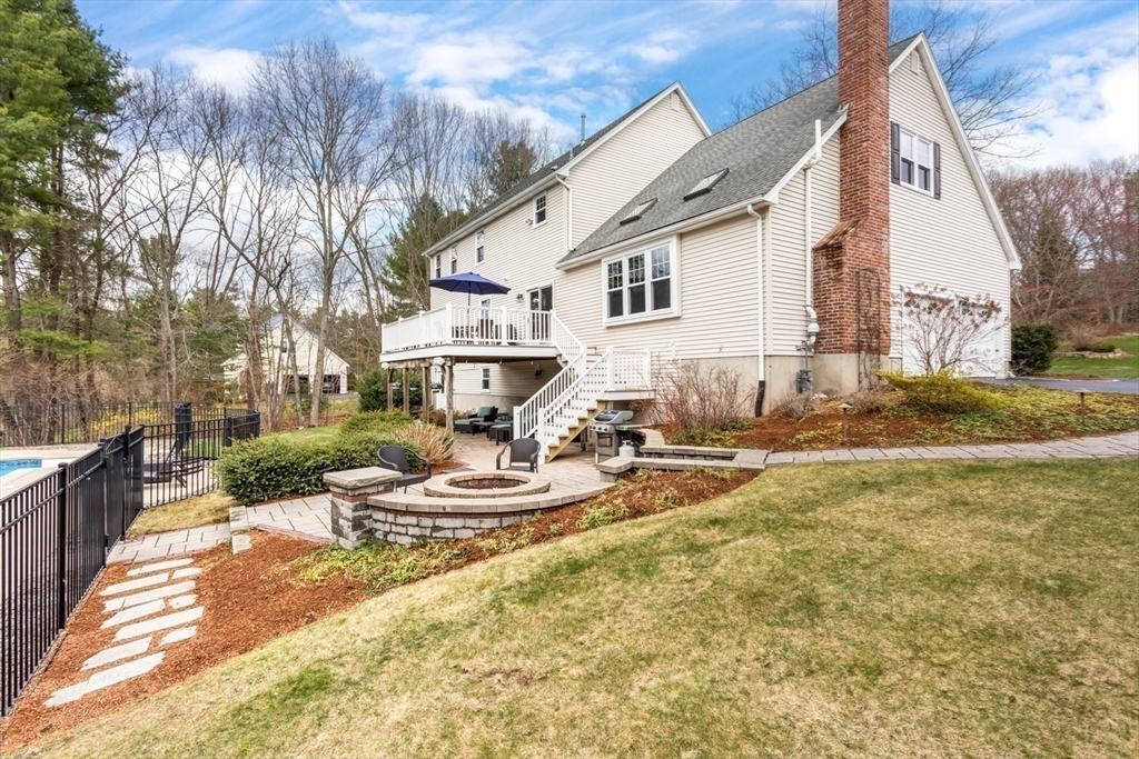 28 Jackson Circle Franklin, MA 02038 - Photo 41 of 46