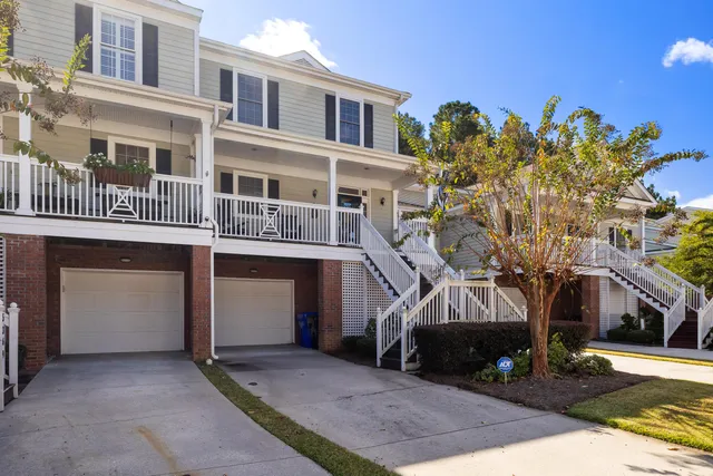 $549,900 | 5373 5th Fairway Drive, Hollywood, SC 29449