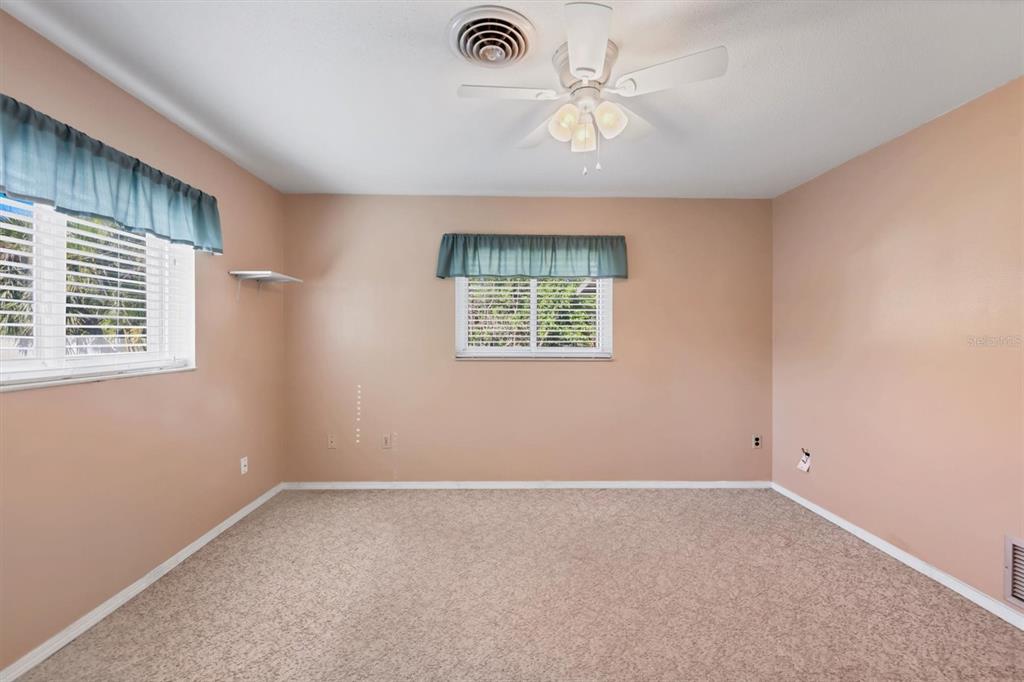 1120 Graham Road Venice, FL 34293 - Photo 13 of 38