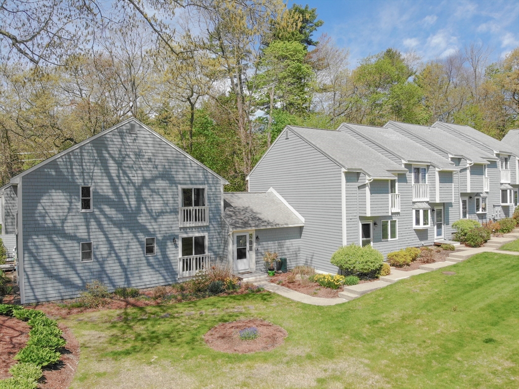9 Acadia Kimball Road, Unit 9 Amesbury, MA 01913 - Photo 4 of 35