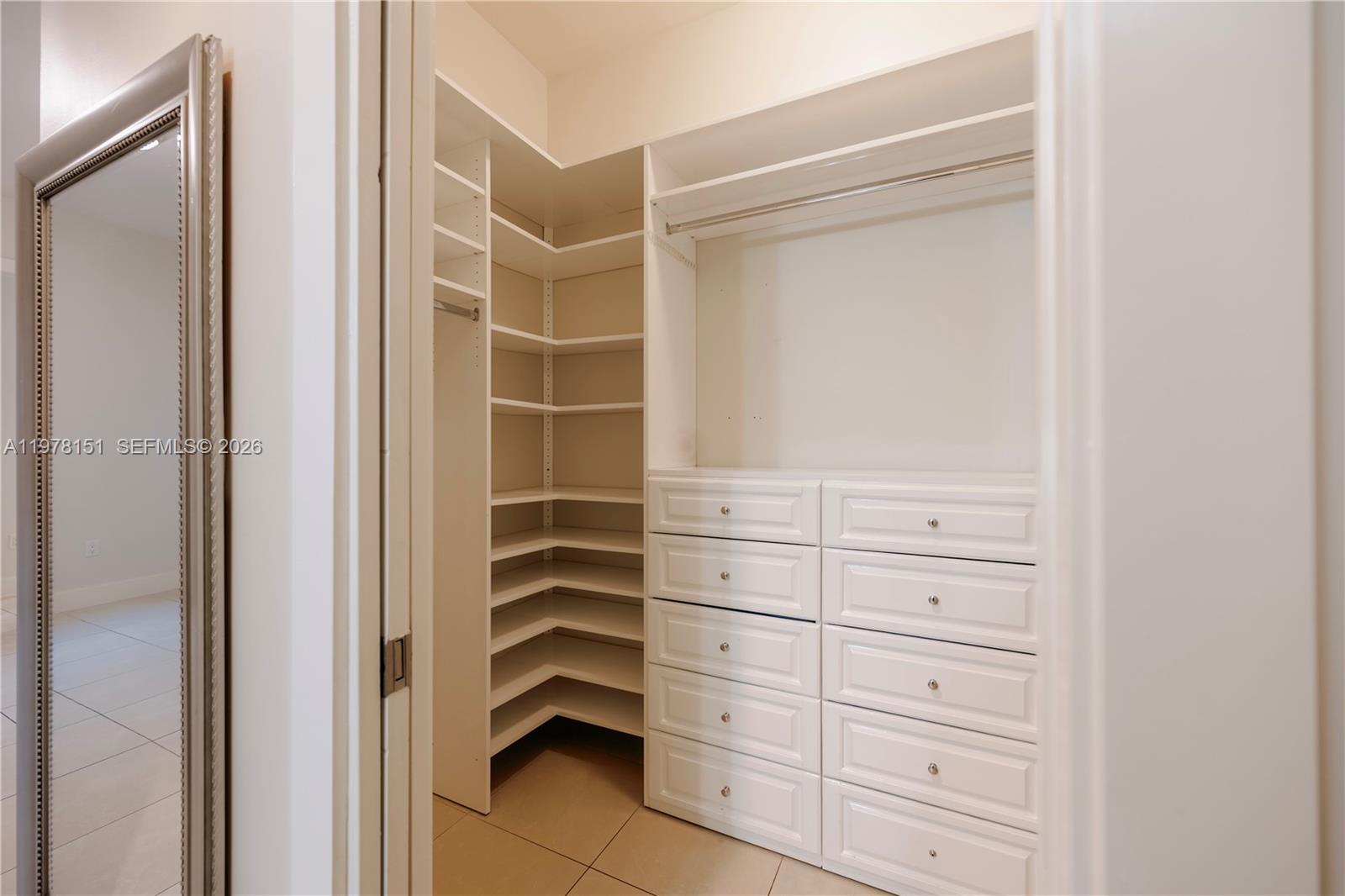 2030 Southwest 60th Avenue Miami, FL 33155 - Photo 13 of 29