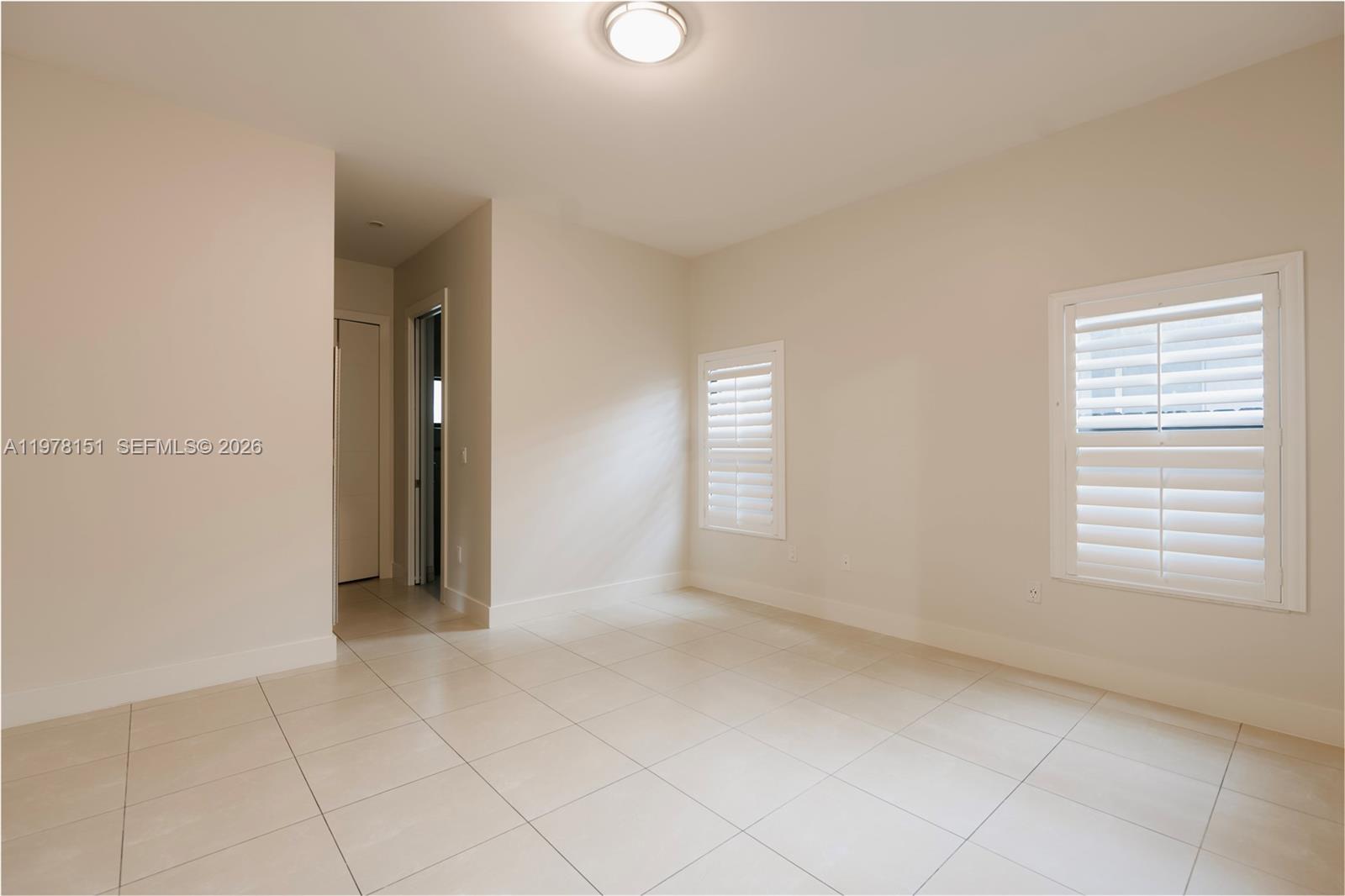 2030 Southwest 60th Avenue Miami, FL 33155 - Photo 9 of 29