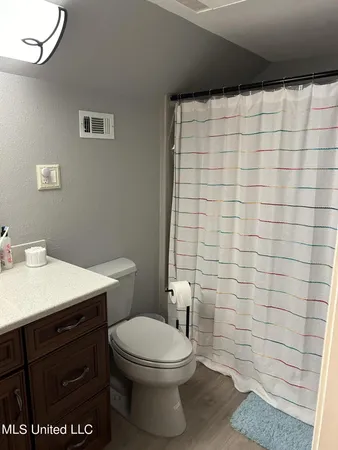 $2,200 | 14008 Dundeewood Road, Biloxi, MS 39532