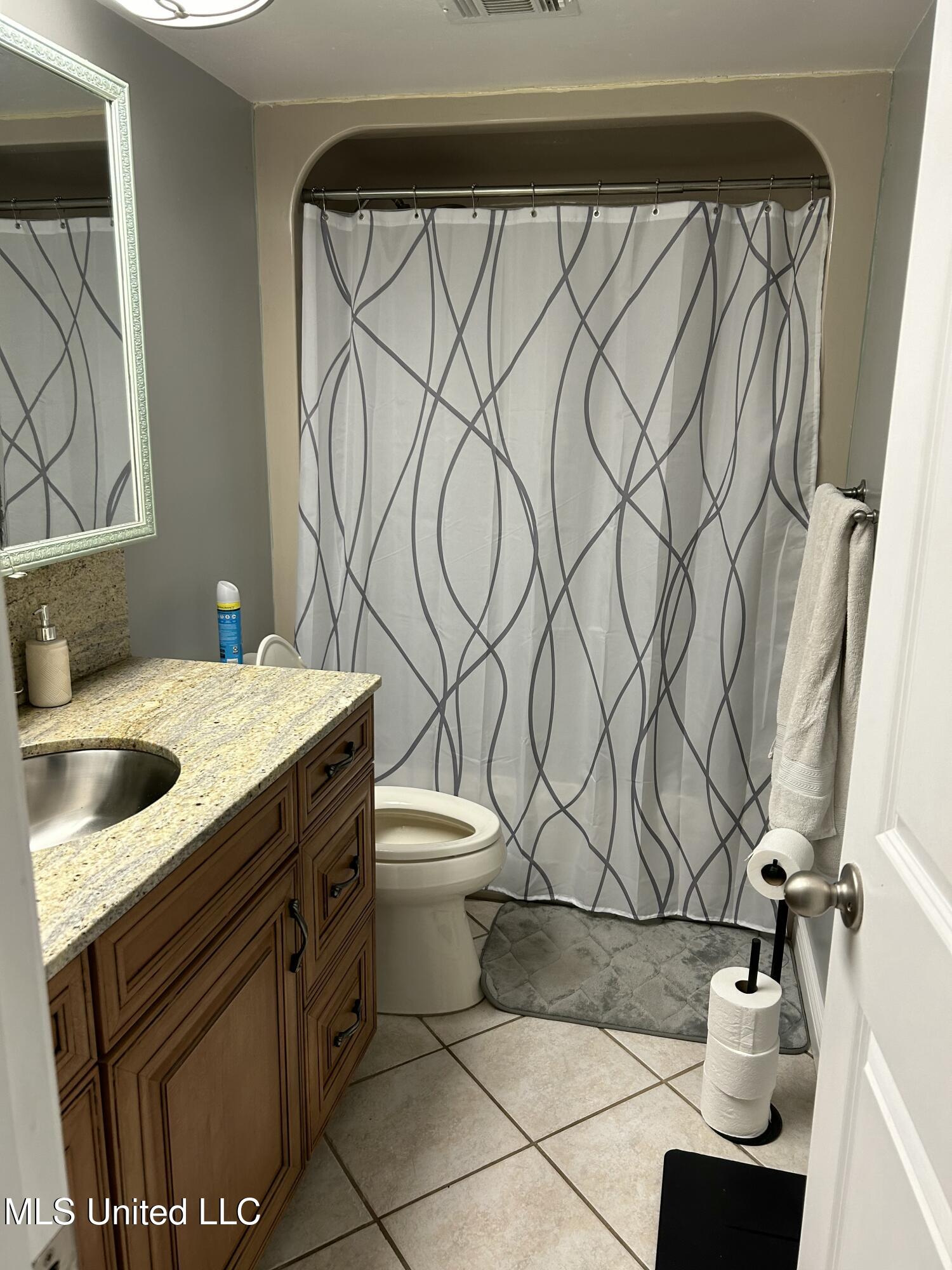 14008 Dundeewood Road Biloxi, MS 39532 - Photo 21 of 22 IMG_2010