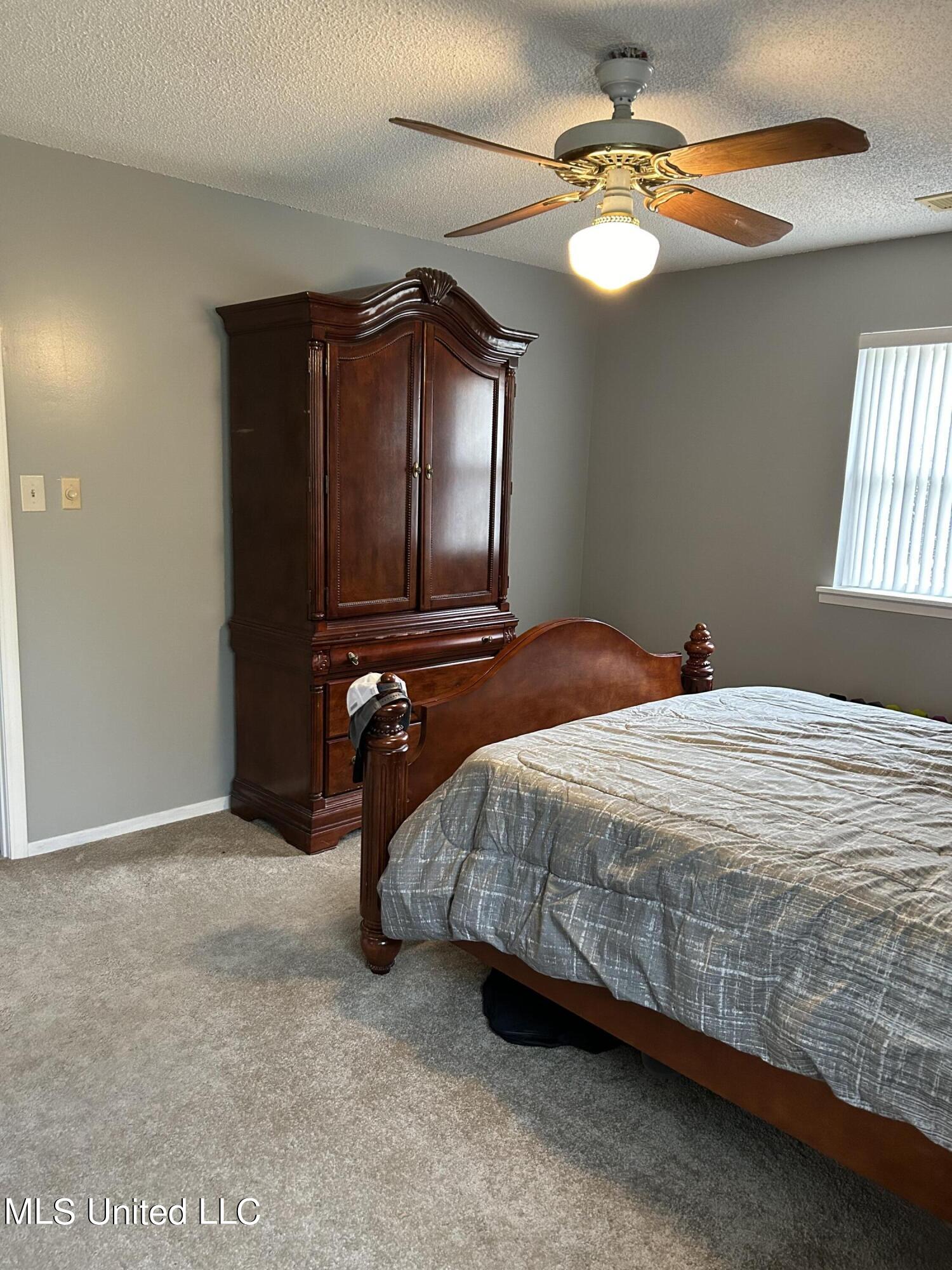 14008 Dundeewood Road Biloxi, MS 39532 - Photo 8 of 22 IMG_1995