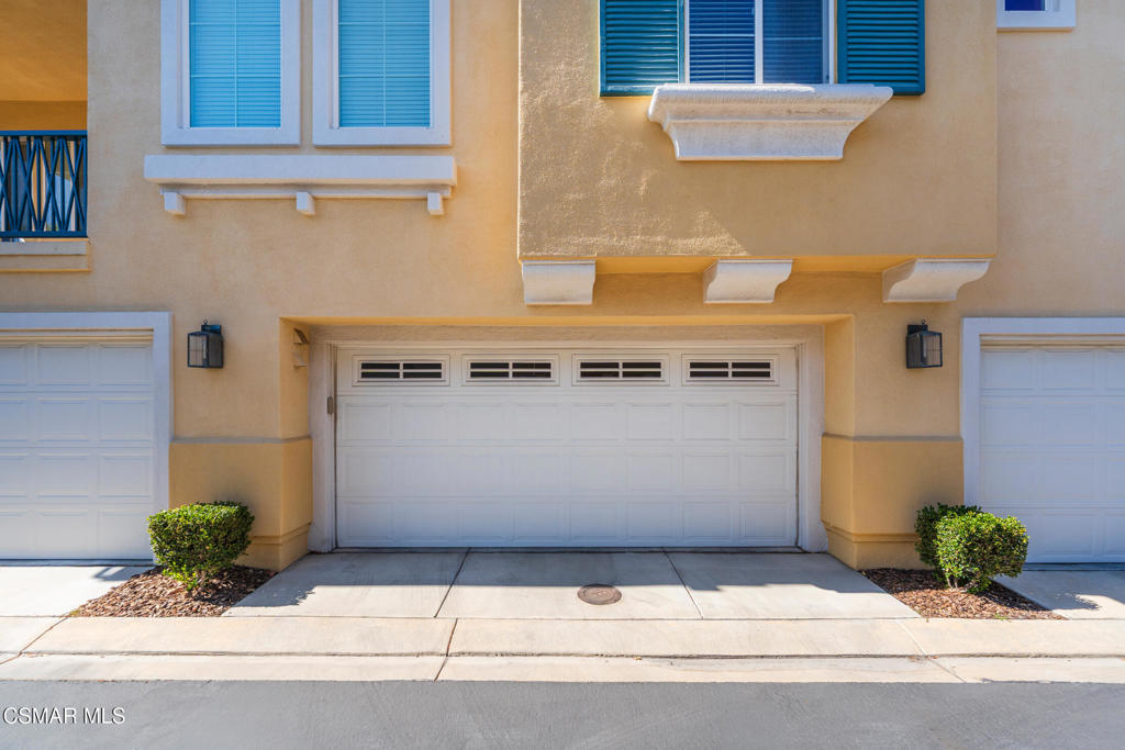4117 Orontes Way, Unit B Simi Valley, CA 93063 - Photo 37 of 52