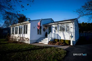 $699,900 | 10 Edwards Road, Old Saybrook, CT 06475