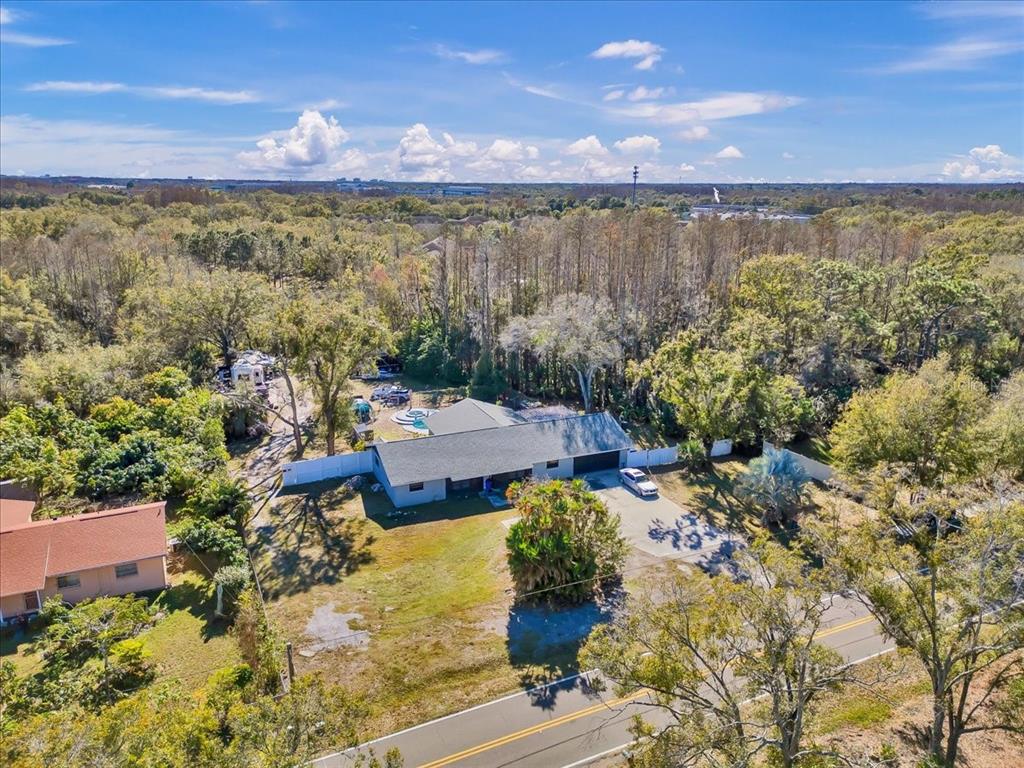 6124 Lynn Road Tampa, FL 33625 - Photo 20 of 84