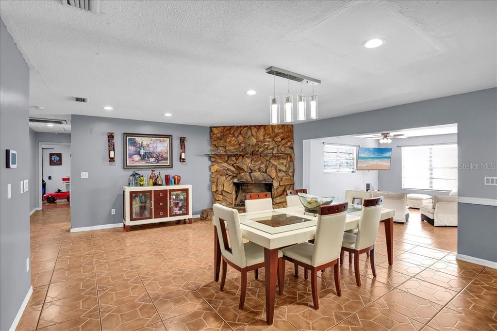 6124 Lynn Road Tampa, FL 33625 - Photo 42 of 84