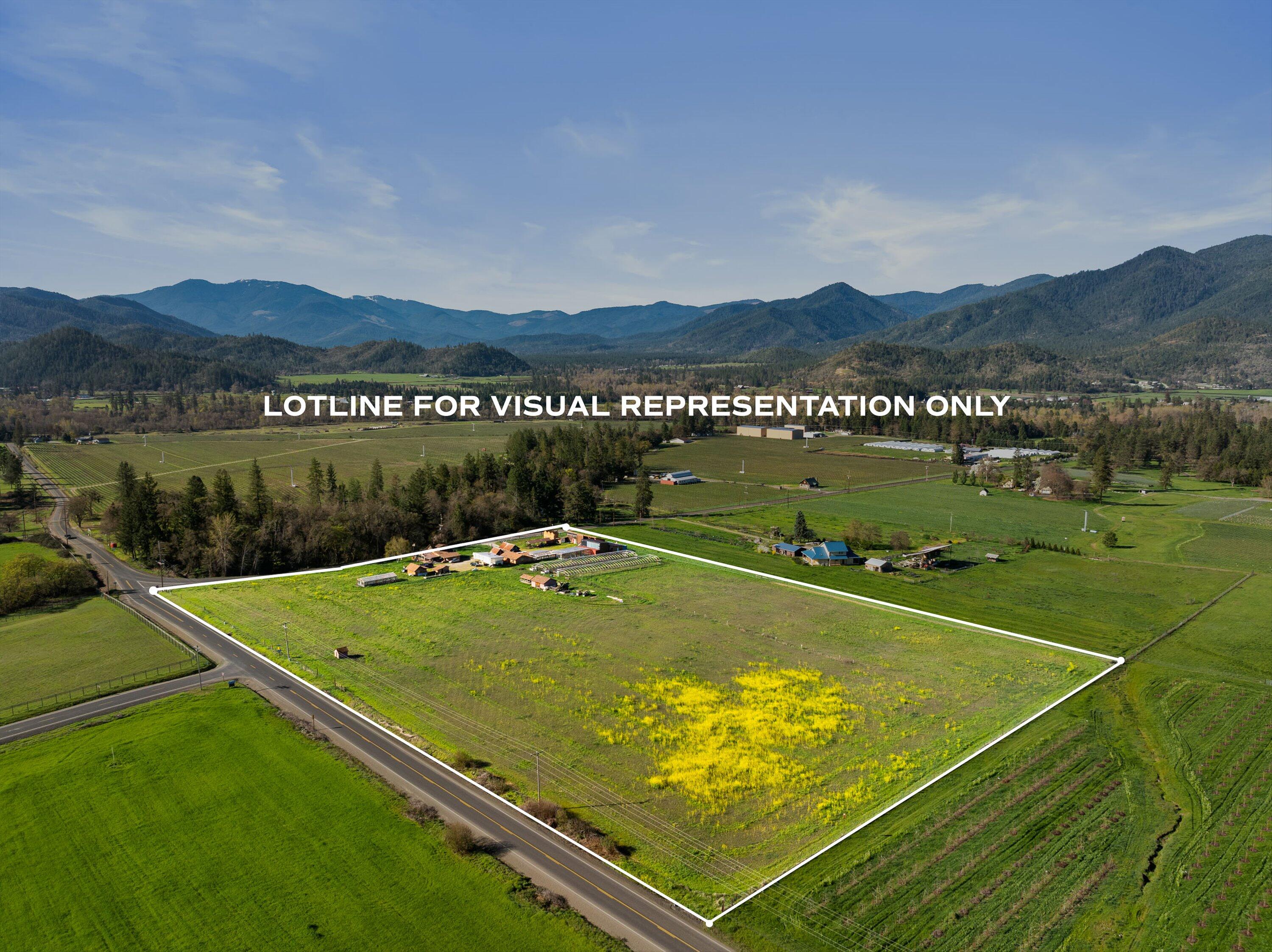 13990 North Applegate Road Grants Pass, OR 97527 - Photo 3 of 25