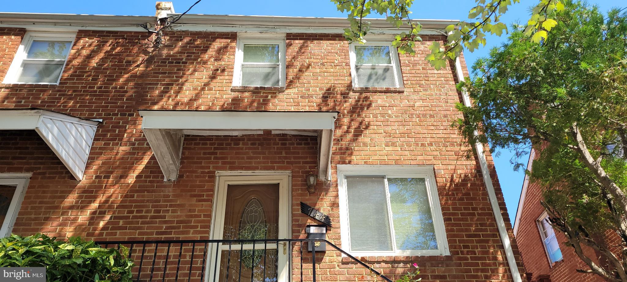 744 Hilltop Terrace Southeast Washington, DC 20019 - Photo 3 of 30 front view of a house